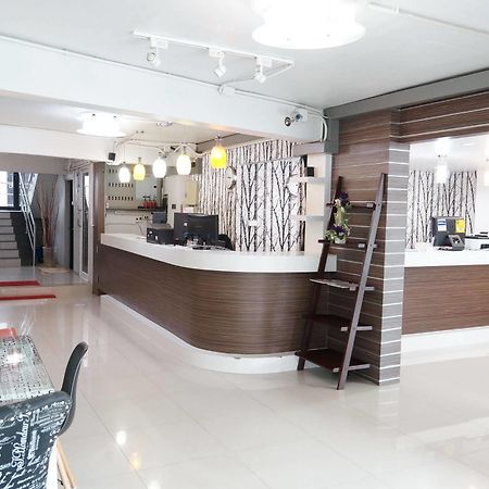 Ma Non Nont Hotel & Apartment Nonthaburi Eksteriør billede