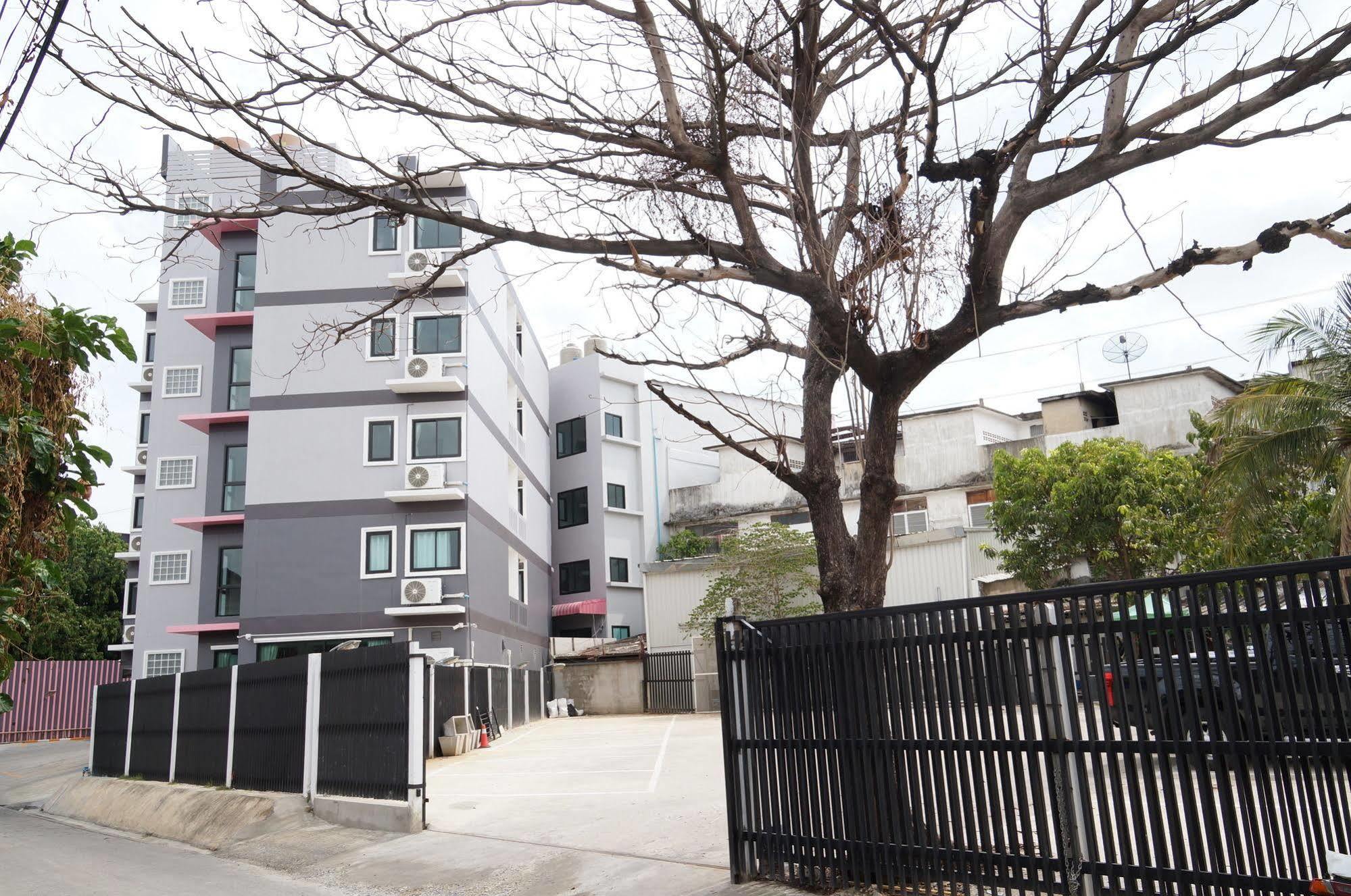 Ma Non Nont Hotel & Apartment Nonthaburi Eksteriør billede